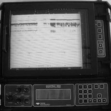 Ecobatímetro registra as informações